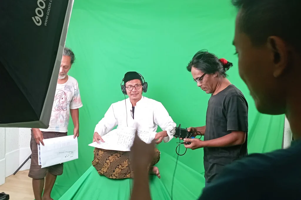 Behind the scenes of BELIK: Faisal Kamandobat recording voice-over narration directed by Samuel Indratma.